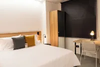 ONCE SUITES - Gym