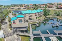 Waterfront Lake Tulloch Townhome Steps From Marina - Boutique