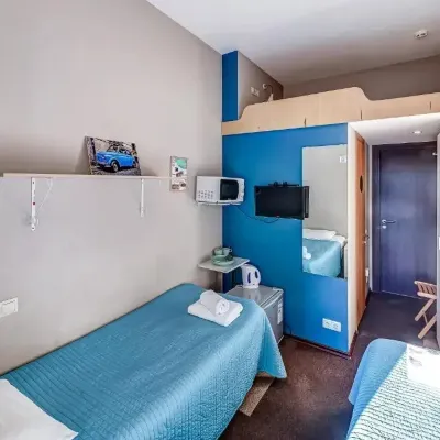 Ley Sun Living Quarters โรงแรมใกล้โรงละครมารินสกี