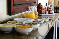 Villa Xanelle Boutique Guest House - breakfast