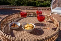Villa Flor, Exclusive Property with Pool in Stintino