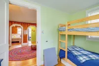 1/2 Mi to Lake & Dtwn! Elk Rapids 'Cozy Cottage' - Wifi