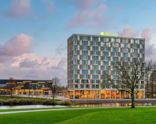 Ibis Styles Rotterdam Ahoy Hotels near SS Rotterdam