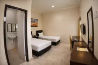 Mahkota Hotel