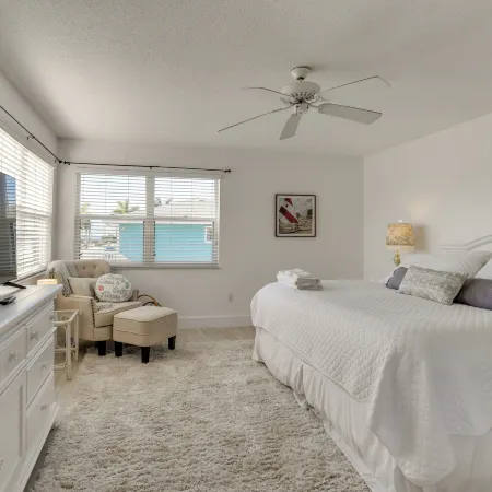 Covered Deck & Bay Views: Bradenton Beach Abode!