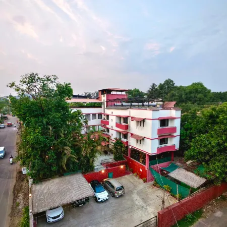 Girivihar Dining & Holiday Club - Pure Veg Family Resort, Lonavala