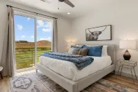 Golf Course Views 8 Bedroom Townhouse - balcony