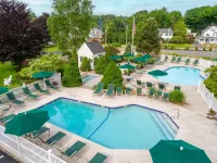 Juniper Hill Inn Hotels near Ogunquit Beach