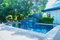 Unwnd Boutique Hotel Dumaguete - Rooftop Pools