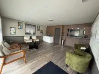 Gateway Inn - Motels