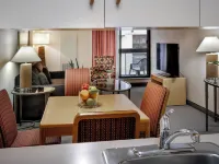 Cartier Place Suite Hotel Hotels near Lansdowne Park