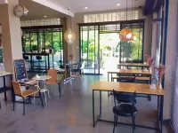 Srisomthai Hotel - breakfast