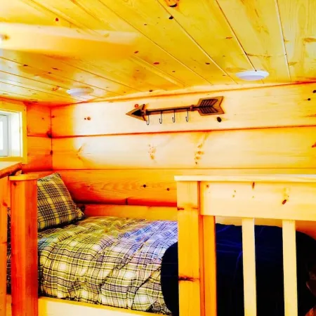 Discover Serenity at TinyFox Cabin: Your Perfect Getaway Surrounded by Nature