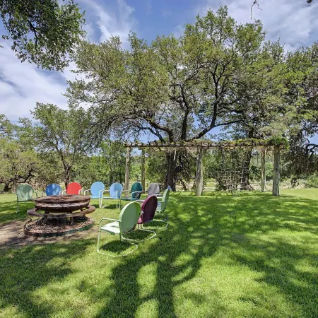 River House 4-bdr Luxury Riverfront Estate