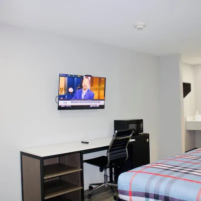 HomeStay Inn & Suites Hotel dekat Mal Athena
