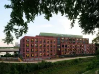 citizenM Washington, DC Georgetown Hotels near Foxhall Square