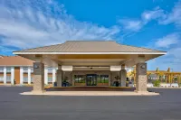 Holiday Inn Express KITTY HAWK – OUTER BANKS by IHG - Pools