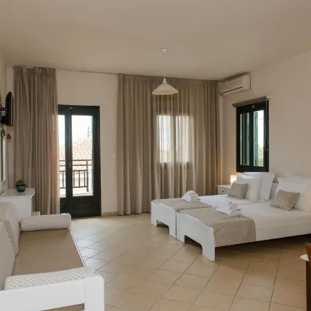 So Nice Hotel