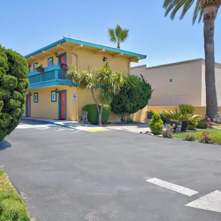 Seaside Inn Monterey