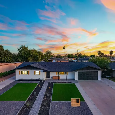 Sleeps 16 Heated Pool Arcade Backyard Resort