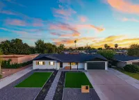 Sleeps 16 Heated Pool Arcade Backyard Resort - Bungalows