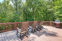 Ellijay Cabin Hot Tub, Mtn Views & Game Room - 3 stjerner