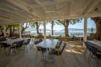 Azka Hotel - breakfast