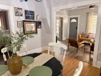 The Broadway Cottage - Great Bend Downtown(Pet Friendly) - Wifi