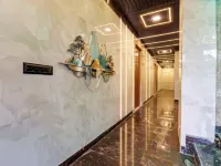 Golden Key - Badli Near Rohini Sec 18- 19 Metro Hotels near DTU