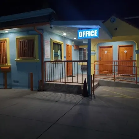 Sunrise Inn