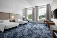 Fairfield Inn & Suites Madison Historic Eagle Cotton Mill - parking