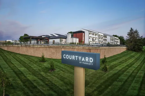 Courtyard Kansas City Overland Park/Metcalf, South of College Boulevard - Træningscentre
