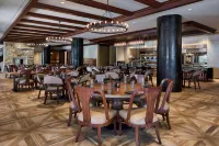Renaissance Birmingham Ross Bridge Golf Resort & Spa - parking