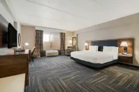 Hampton Inn & Suites Plattsburgh - 2-Star