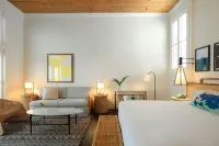Ellas Cottages - Key West Historic Inns - Pet friendly