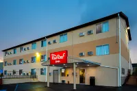 Red Roof Inn Cameron - Pet friendly