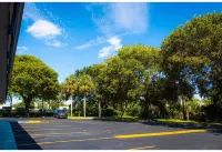 Motel 6 Lantana, FL - 2-Star