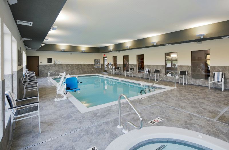 Homewood Suites by Hilton Topeka photo 2