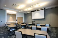Cedartree Hotel Portland Hillsboro - Suối nước nóng