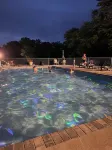 Charming Pondview Cabin - Pools