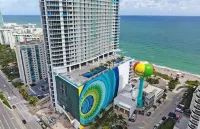 Beachfront Condo Front Oceanview Balcony Pools - 2-Star