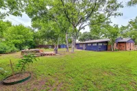 Large Yard & Fire Pit! Home 13 Mi to at&t Stadium - 무료 와이파이