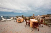 Hotel Moderno - 3-Star