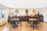 Microtel Inn & Suites by Wyndham Quincy Downtown/River Area - Wifi