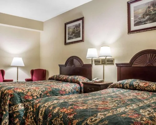 Econo Lodge Inn & Suites North Syracuse Airport - 2-stjärniga