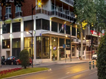 Sercotel Los Llanos Отели в г. Альбакете