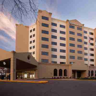 Embassy Suites by Hilton Raleigh Crabtree Hotel Exterior