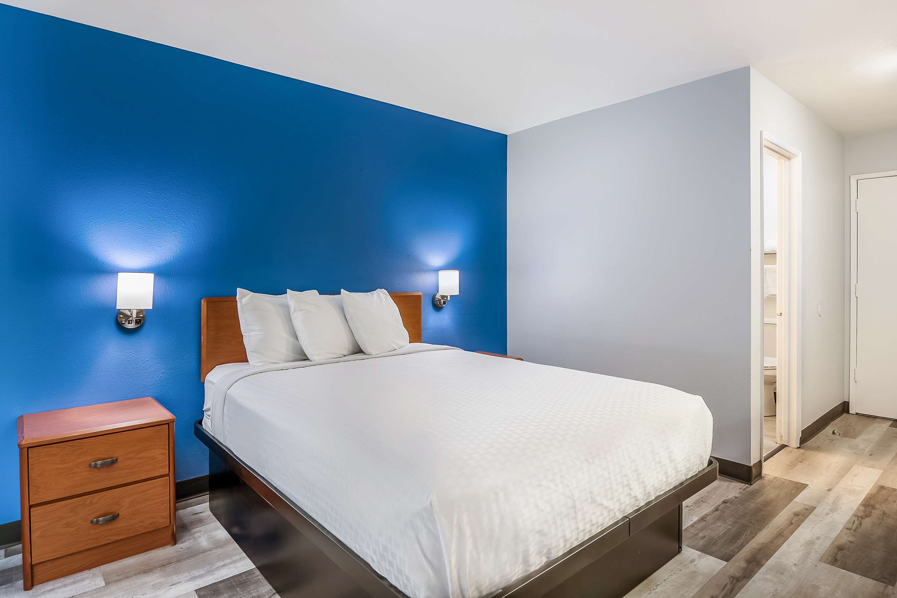 Americas Best Value Inn East Peoria