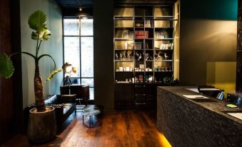 SR Hotel Sadang