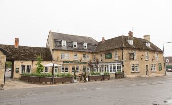 The Kings Arms Hotel